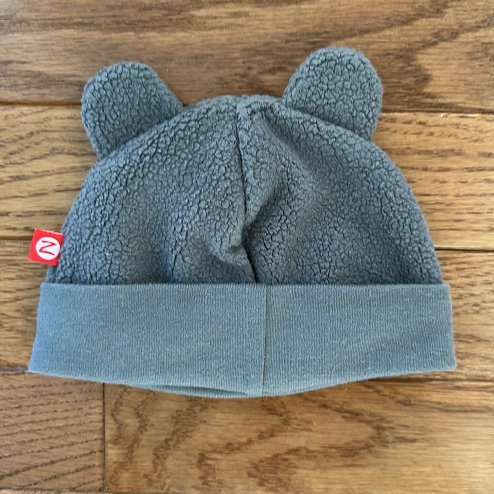 🤎🩶 ZUTANO & CHILDREN'S PLACE Baby Hat gray football 6 months hat EUC
